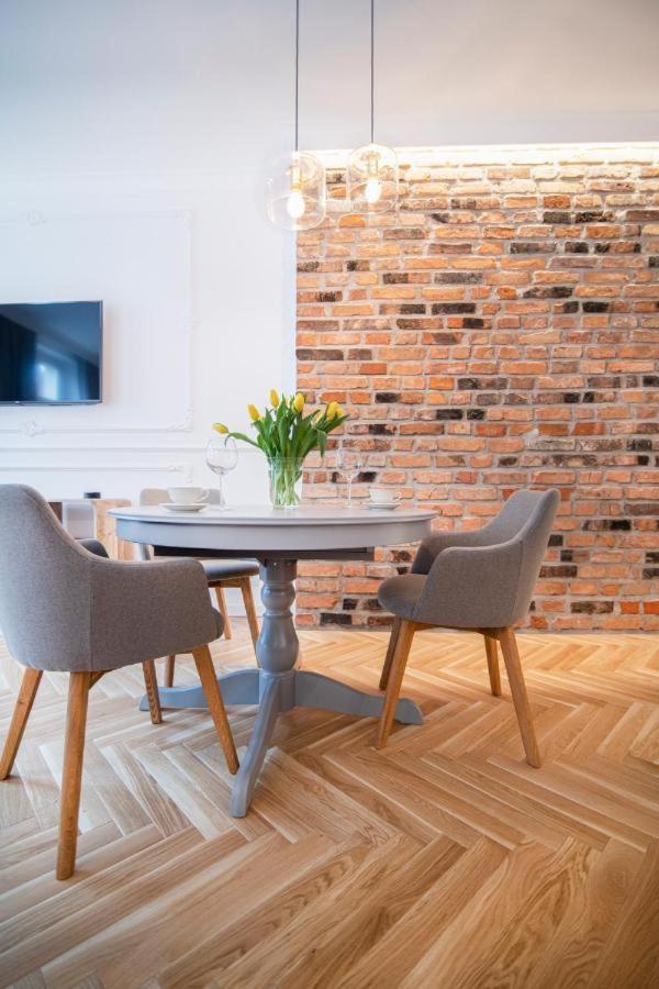 Kopernika Apart Торунь Экстерьер фото